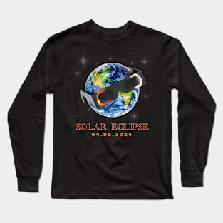 Total Solar Eclipse 4 8 2024 - Earth Globe Wearing Eclipse Solar Glasses Long Sleeve T-Shirt